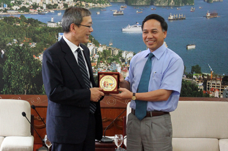 日本海外投资院走访广宁省