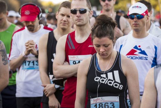 Toronto Marathon marks Boston attacks