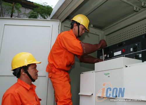 Tháng 5, EVN cam kết cung ứng đủ điện cho sản xuất và sinh hoạt