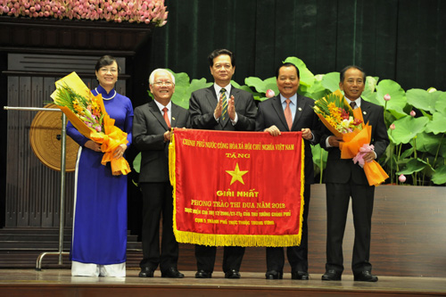 Thành phố Hồ Chí Minh kỷ niệm 65 năm ngày Bác Hồ ra Lời thi đua kêu gọi thi đua ái quốc