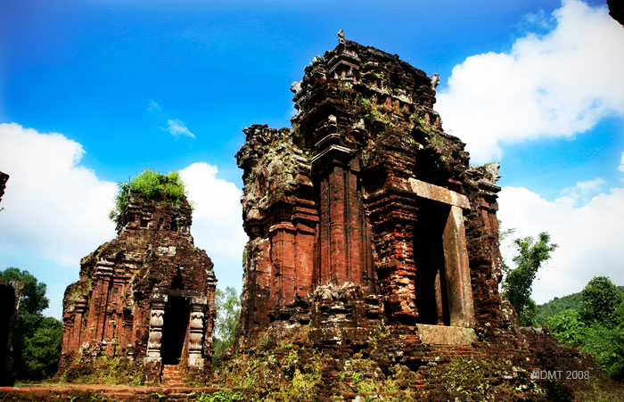 Improving youth awareness of preserving world heritage