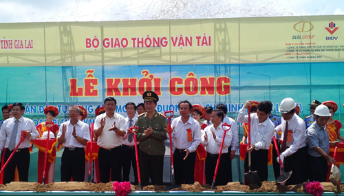 Khởi công nâng cấp, mở rộng quốc lộ 14 đoạn qua tỉnh Gia Lai và quốc lộ 1A đoạn qua huyện Hoài Nhơn, Bình Định