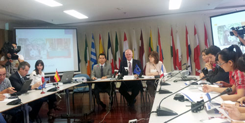 EU - Leading donor to Vietnam in 2012