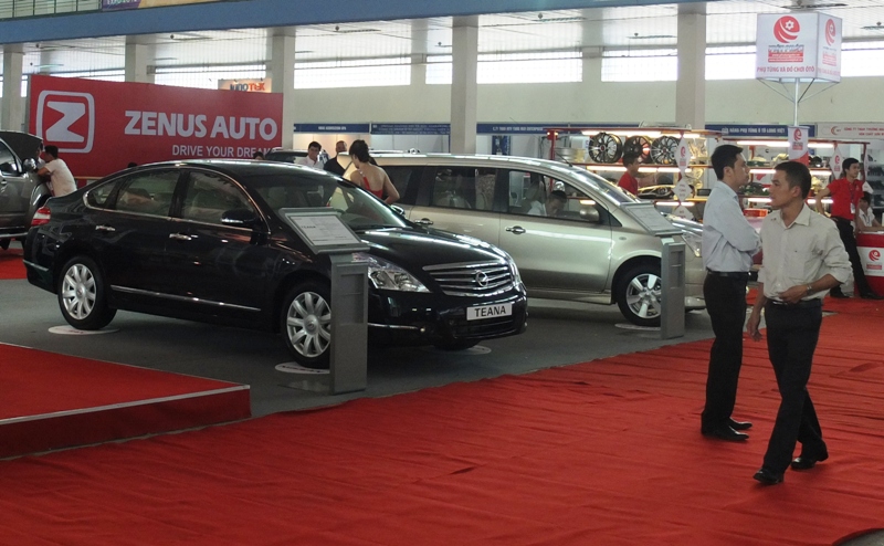 AutoExpo 2013 opens in Hanoi