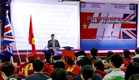 Fête culturelle en célébration des relations Vietnam-Grande-Bretagne
