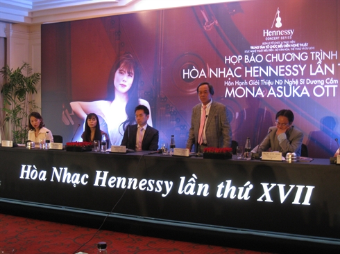La jeune pianiste Mona Asuka Ott au 17e concert Hennessy