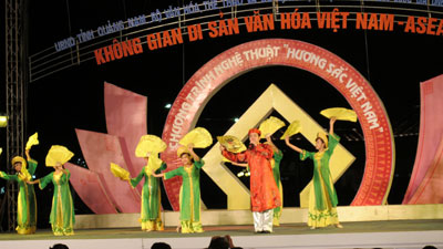 Les couleurs du Vietnam dans la ville de Hoi An