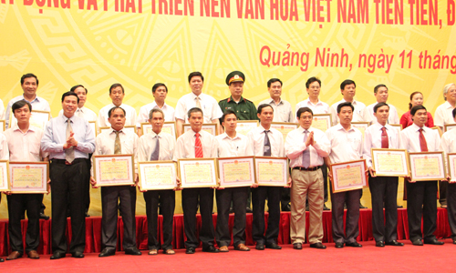 Quảng Ninh Gắn kết bản sắc văn hóa truyền thống với văn hóa hiện đại