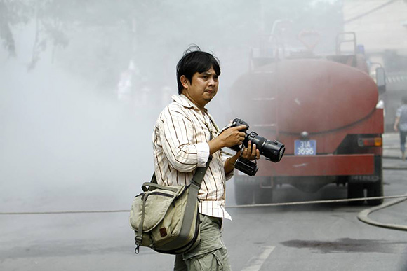Moments of photo correspondents on mission