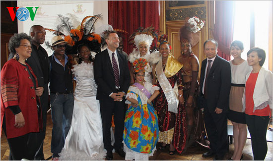 Vietnam to join Paris Tropical Carnival