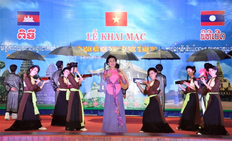 Int’l Youth festival opens in Binh Phuoc