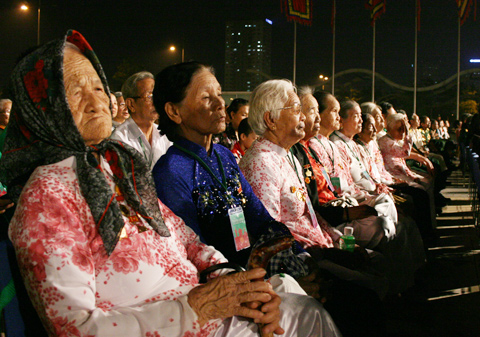 Films about Vietnamese heroic mothers broadcast on HCM television