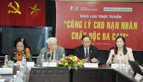 Giao lưu trực tuyến “Công lý cho nạn nhân chất độc da cam”