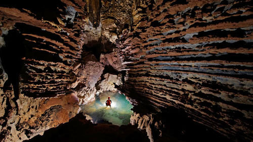Trial tours of world s largest cave to be launched