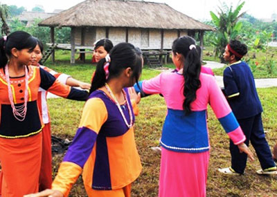 2013年宁顺省嘉莱族文化节下月底举行