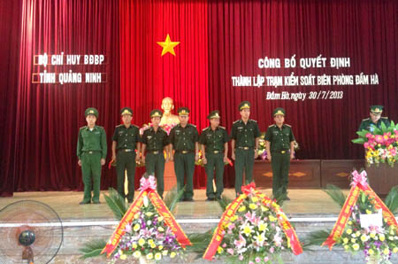 越南广宁省成立两个边防检查站