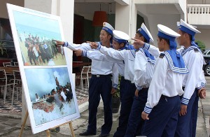 Exposition sur Hoang Sa et Truong Sa à Lam Dong