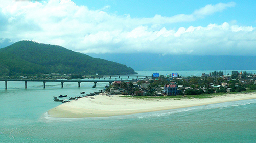 French paper hails Danang’s development model