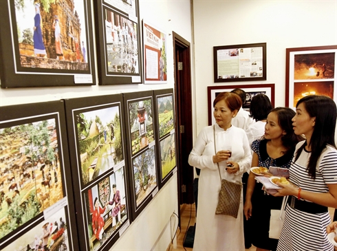 Exposition photographique sur le Vietnam et le Japon