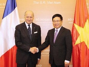 Entretien entre Pham Binh Minh et Laurent Fabius