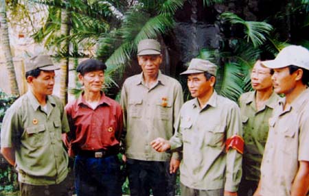 Cựu chiến binh Hà Tĩnh tích cực tham gia giữ gìn trật tự an toàn giao thông