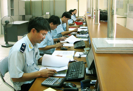 2013年前7个月广宁海关上缴国库逾9 8万亿越盾