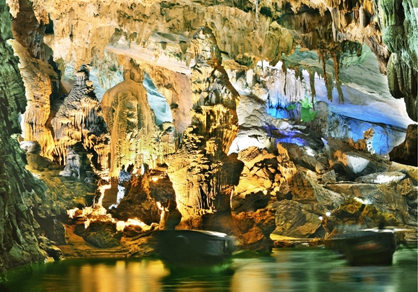 A day with Phong Nha – Ke Bang heritage