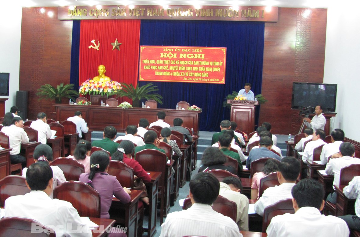 Triển khai Kế hoạch của Ban Thường vụ Tỉnh ủy về khắc phục hạn chế, khuyết điểm theo tinh thần Nghị quyết Trung ương 4 khóa XI