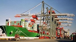 Vietnam improves trade deficit with China