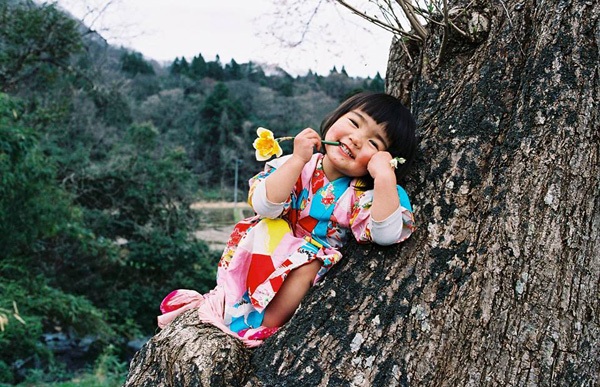 Photography exhibition “Mirai-chan A little girl with chubby red cheeks”