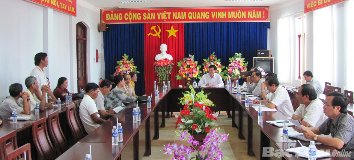 Ban Nội chính tỉnh tiếp công dân nông trường Rau Đắng