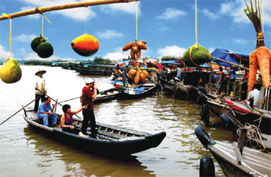 Can Tho floating market to be recreated in Hanoi