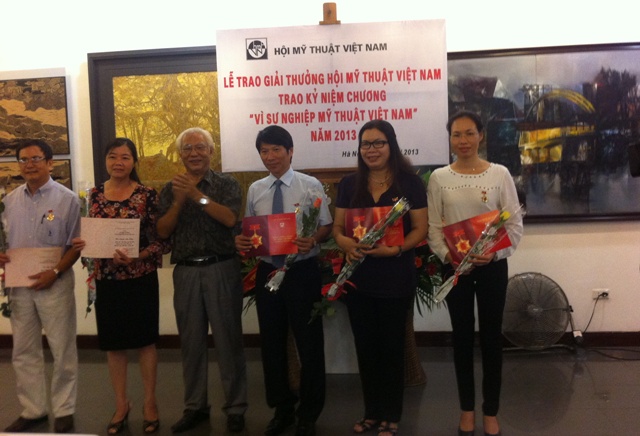 Trao giải thưởng Hội Mỹ thuật Việt Nam năm 2013
