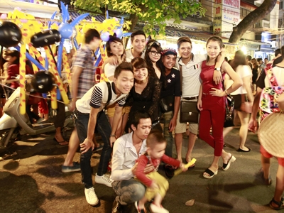 Rực rỡ Trung thu phố Cổ