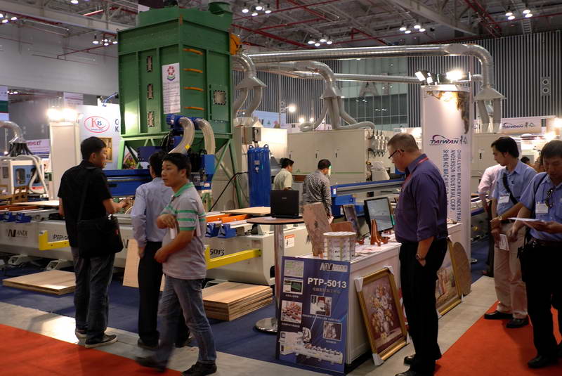 Vietnam Woodworking 2013 attracts 260 exhibitors