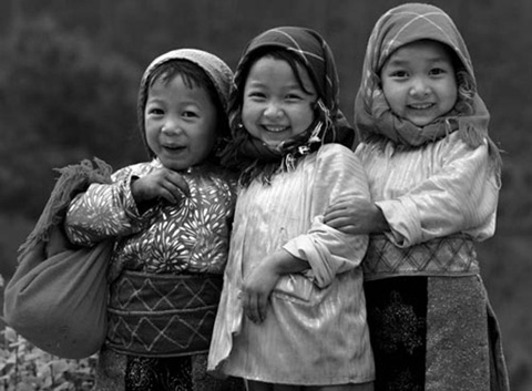 Chấm ảnh “Cuộc thi ảnh nghệ thuật quốc tế lần thứ 7 tại Việt Nam” năm 2013