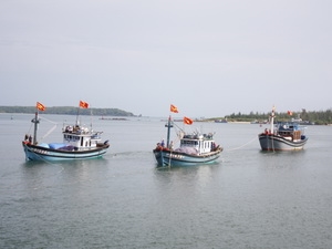 14 ngư dân gặp nạn ở vùng biển Hoàng Sa đã vào bờ an toàn