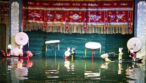 Record d Asie pour le Théâtre de marionnettes sur l eau de Thang Long