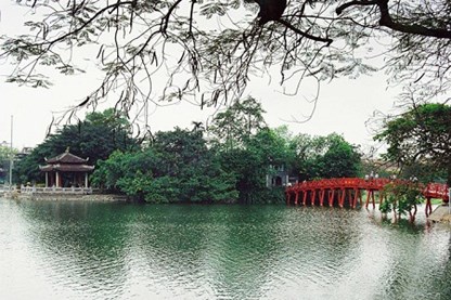 New management proposed for Hoan Kiem Lake and Ngoc Son Temple