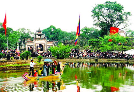 Ready for Huong pagoda and Co Loa temple festivals