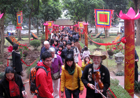 Vietnamese Poetry Day 2014 to be celebrated nationwide
