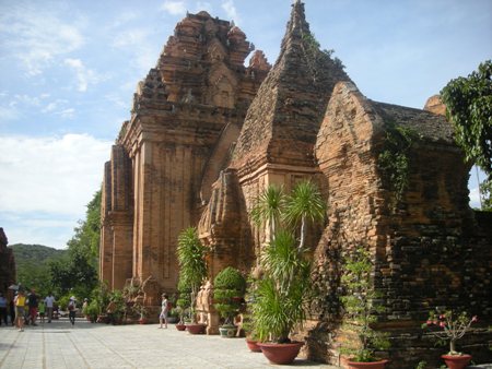 Ninh Thuan to become key tourism area by 2020