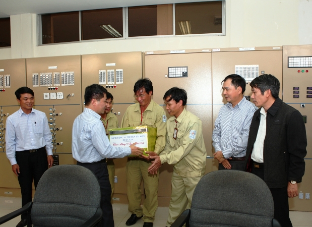 Đón xuân Giáp Ngọ trên công trường đường dây 500kV Pleiku - Mỹ Phước - Cầu Bông