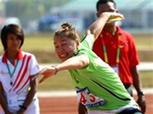 Javelin throwers break world records at Para Games