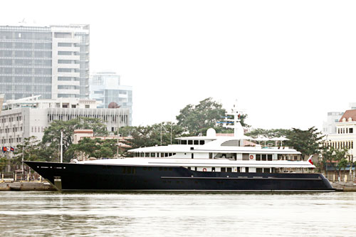 Private ships flock to Da Nang