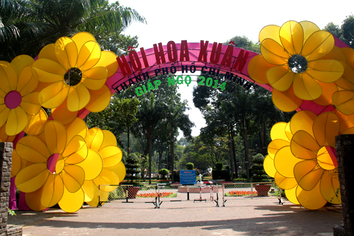 Inauguration de la fête florale de Hô Chi Minh-Ville