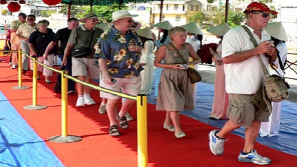 Khanh Hoa expects to welcome 154,000 tourists during Tet