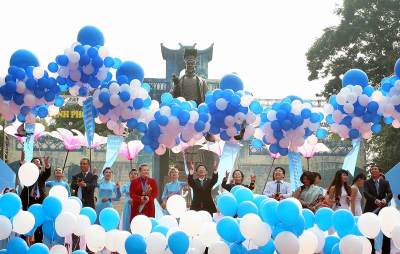 La fête de la culture et de la paix à Hanoï