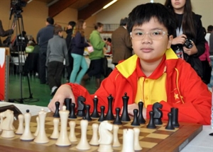 Vietnam wins gold at World Youth Chess Championship 2014