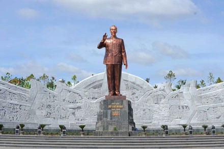 Plan on President Ho Chi Minh statues until 2030 approved